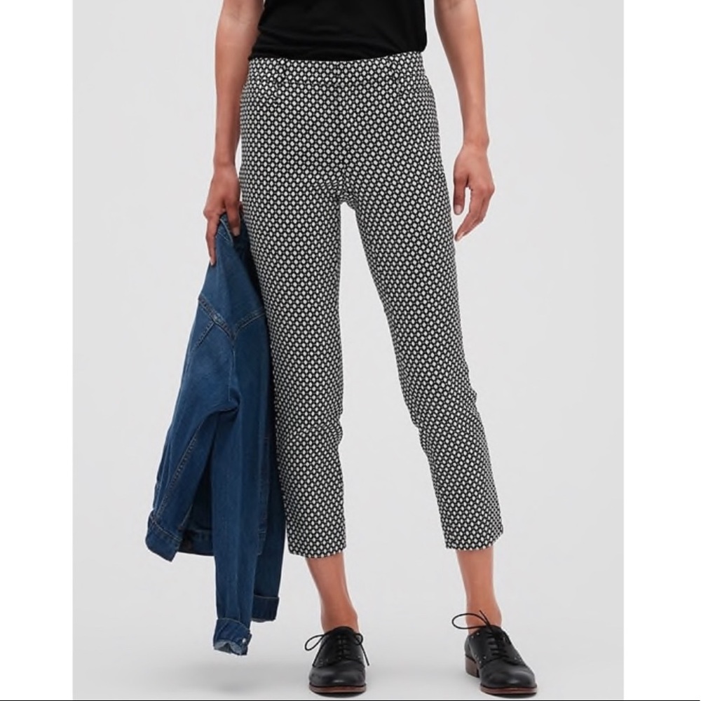 Banana Republic Sloane Crop Pant Diamond Print